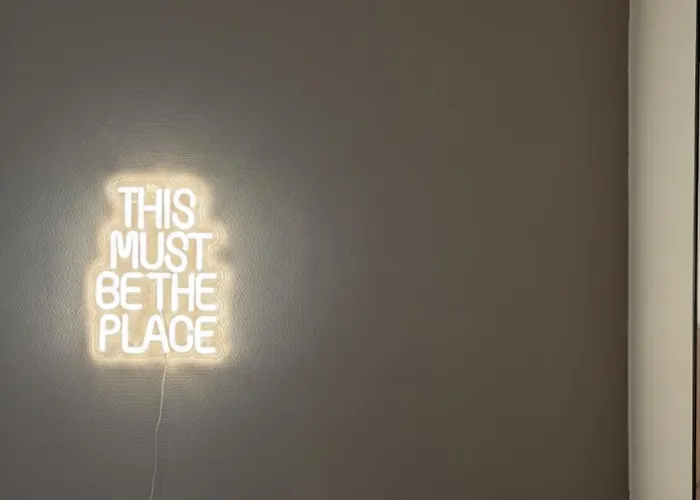 Nordic Haven Stylish Scandi-boho Retreat Lägenhet